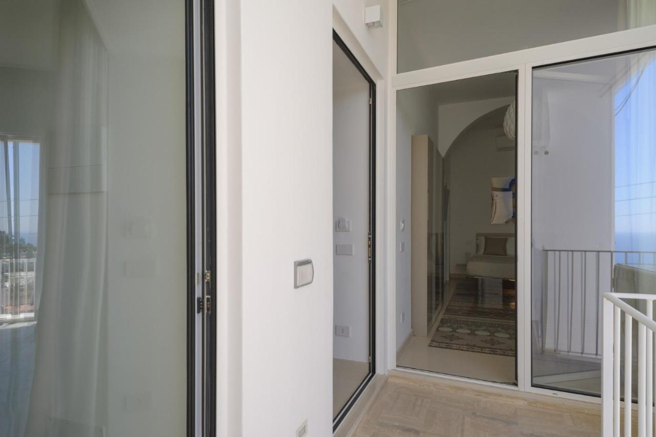 קאפרי Sopramonte Exclusive Rooms מראה חיצוני תמונה